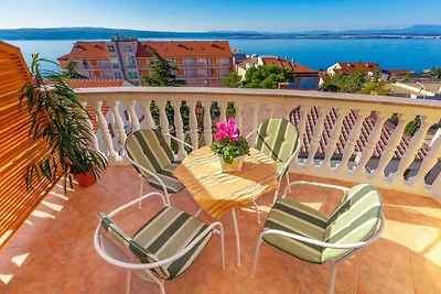 Ferienwohnung mit Balkon und Klimaanlage