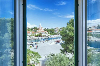 Villa mit Meerblick und Pool