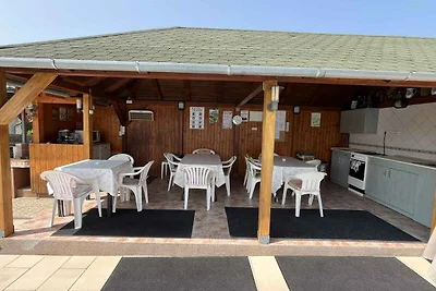 Ferienwohnung mit beheiztem Pool, Balkon Klim