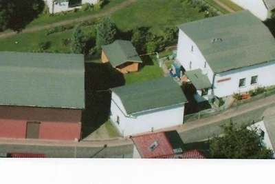 Ferienhaus mit Kinderschaukel und