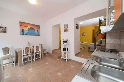 Ferienwohnung mit Terrasse und Klimaanlage