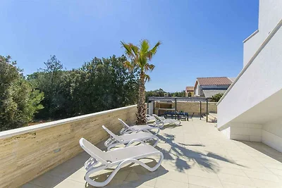 Ferienwohnung mit Klimaanlage und Pool