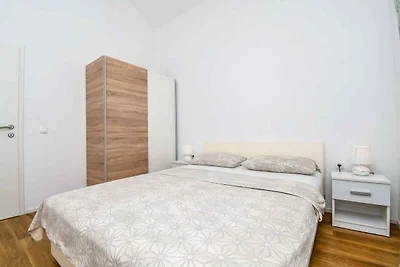 Apartamento Vacaciones familiares Necujam