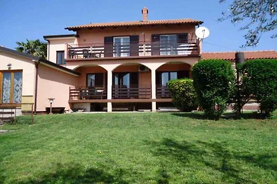 Ferienwohnung in ruhiger und grüner Lage