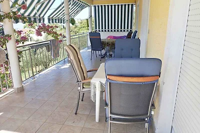 Ferienwohnung mit Klimaanlage und Terrasse