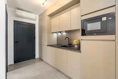 Studio mit Klimaanlage und Terrasse