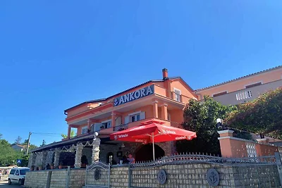 Ferienwohnung am Meer mit Balkon