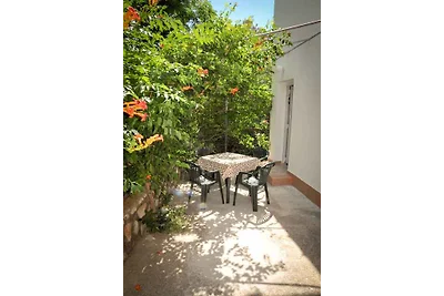 Studio mit Terrasse und Klimaanlage