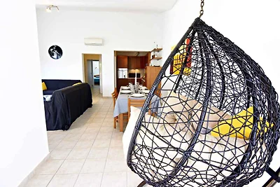 Ferienwohnung mit Klimaanlage und Balkon