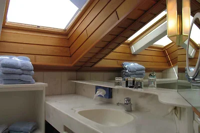 Ferienwohnung mit Pool und Sauna im Haus
