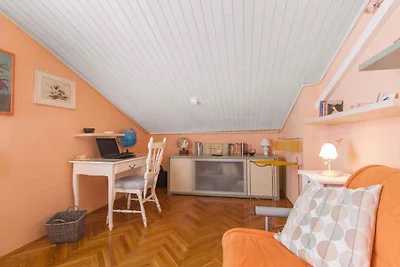 Ferienhaus mit Terrasse und Klimaanlage