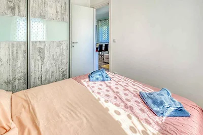 Ferienwohnung mit Balkon und Klimaanlage