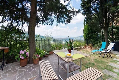 Ferienwohnung mit Whirlpool und Garten