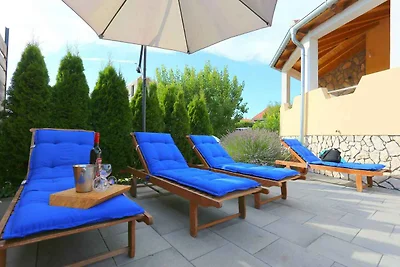 Ferienwohnung mit Klimaanlage und Pool