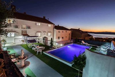 Ferienwohnung mit 10 qm Loggia mit Meerblick,