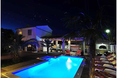 Ferienwohnung mit Pool und Whirpool