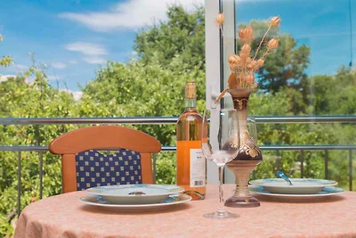 Ferienwohnung mit Balkon in ruhiger Lage