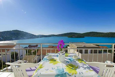 Appartamento Vacanza con famiglia Tisno