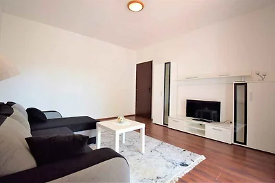 Ferienwohnung mit Balkon, Garten und Grill