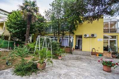 Ferienwohnung mit Klimaanlage, nahe am Strand