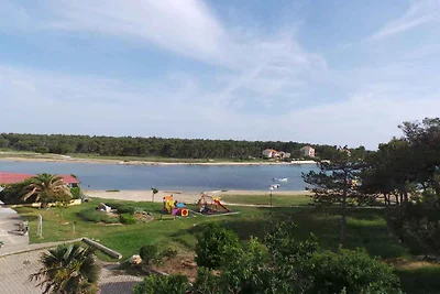 Appartamento Vacanza con famiglia Privlaka