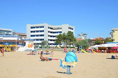 Ferienwohnung mit Klimaanlage und Balkon