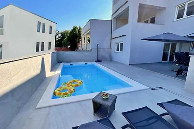 Ferienwohnung modern eingerichtet mit private