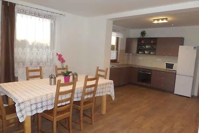 Ferienhaus mit Billard, Aussenpool, Garten un