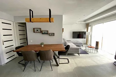 Ferienwohnung mit Schwimmbad, Whirlpool und S