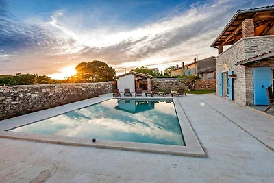 Villa mit Klimaanlage und Pool