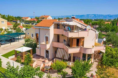 Appartamento Vacanza con famiglia Privlaka