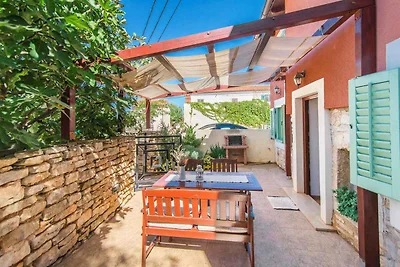 Ferienhaus mit Garten