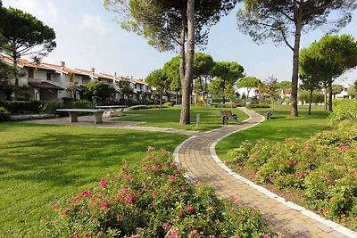 Ferienwohnung mit Garten und Klimaanlage