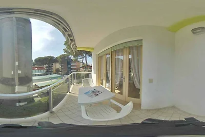 Ferienwohnung mit Klimaanlage und Balkon