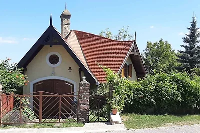 Ferienhaus mit riesengrossem Grundstück und A