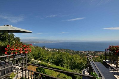 Ferienwohnung mit Gartenterrasse und