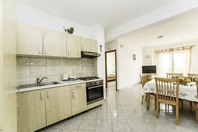 Ferienwohnung mit Klimaanlage und Pool