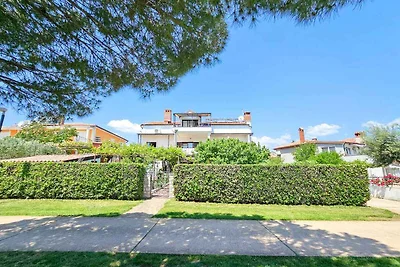 Ferienwohnung 15 m vom Strand mit Terrasse