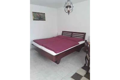 Ferienwohnung mit grossem Garten, Grillmöglic
