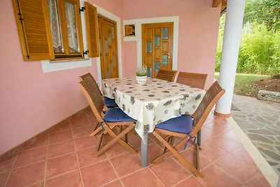 Villa mit Pool, Fitnessraum und Sauna für 8