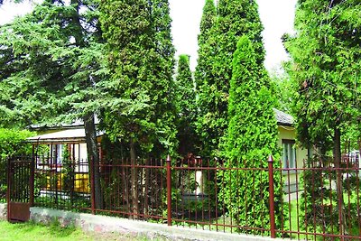 Ferienhaus mit Garten und SAT-TV