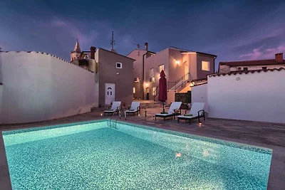 Ferienhaus mit Pool