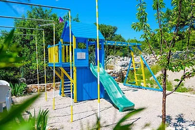 Ferienhaus Boris -kuća za odmor sa bazenom