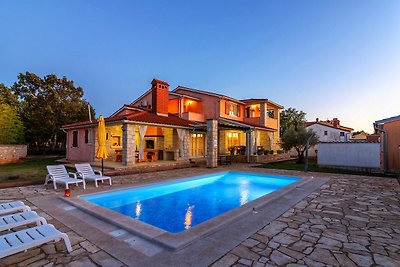 Villa mit Pool