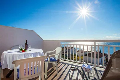 Modernes Apartment für 4 Personen, nur 250 m 