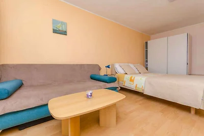 Ferienwohnung mit Klimaanlage und Pool