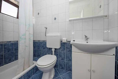 Apartment mit einem Schlafzimmer auf Rab Isla