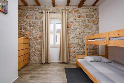 Ferienwohnung mit Balkon und Klimaanlage