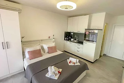 Ferienwohnung mit Teraase mit Meerblick