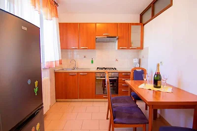 Ferienwohnung mit Balkon und Klimaanlage